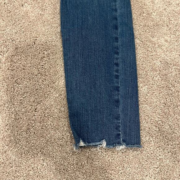 Paige Women's Hoxton Ankle Skinny Jean Light Wash Distressed Hem Size 24 - Picture 10 of 11